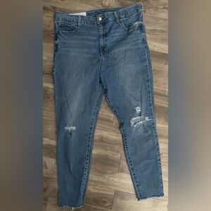 GAP UNIVERSAL JEGGING SKY HIGH Size 34 18 R Distressed Very High Rise.